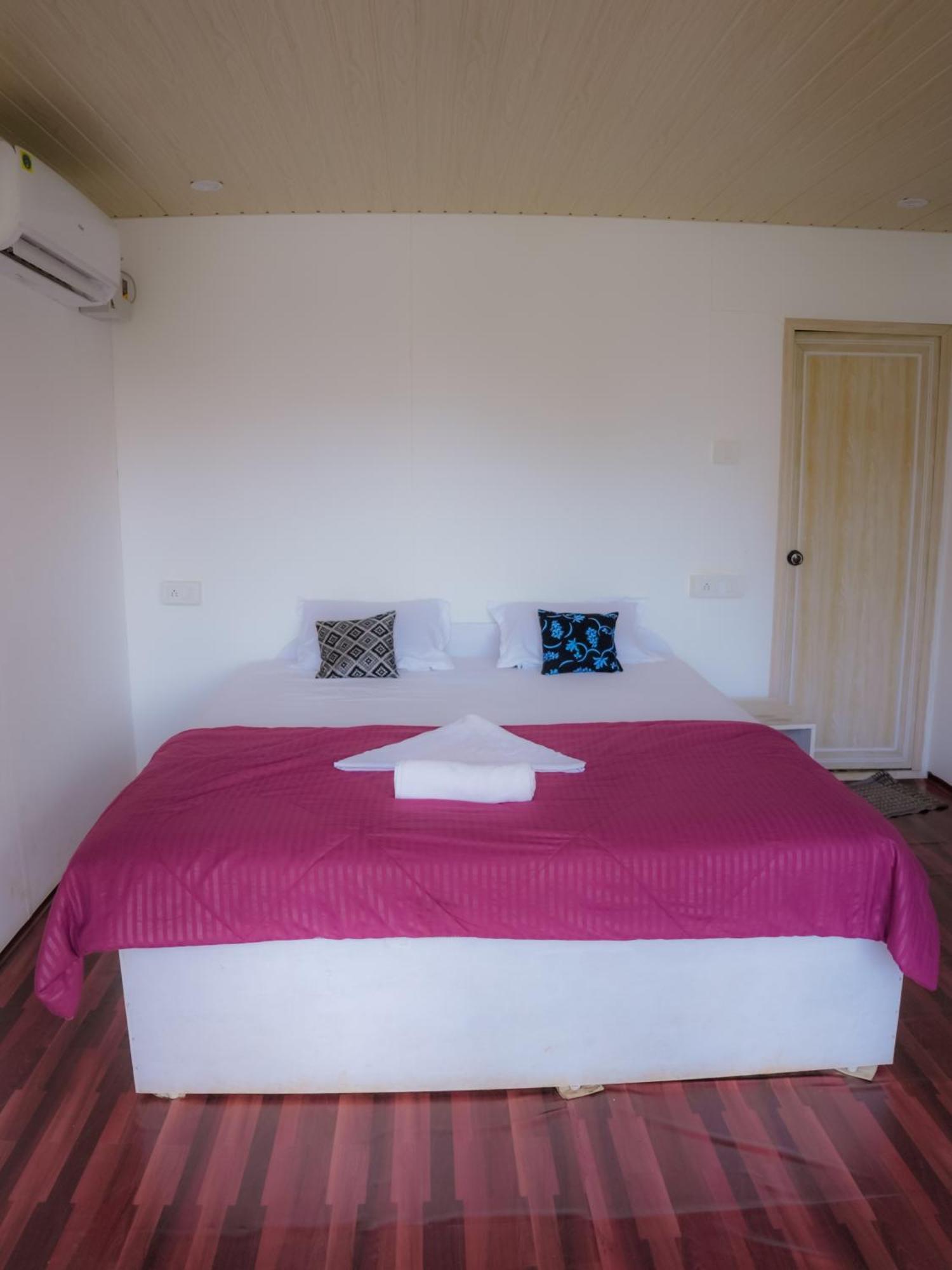 Hilltop Seaview Palolem Goa Hotel Exterior foto